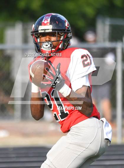 Thumbnail 2 in Taft @ Mt. Healthy (Crosstown Showdown) photogallery.
