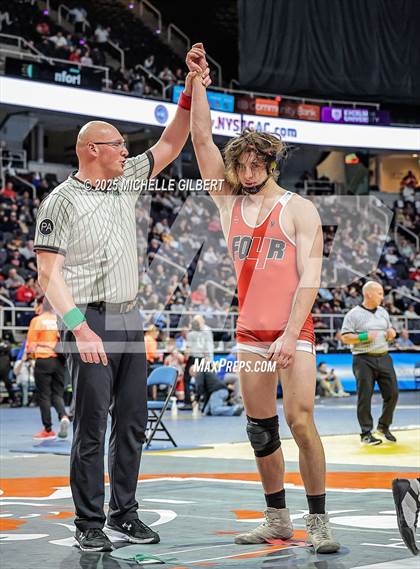 Thumbnail 2 in NYSPHSAA Division 2 State Championships (Quarterfinals 124 to 285) photogallery.
