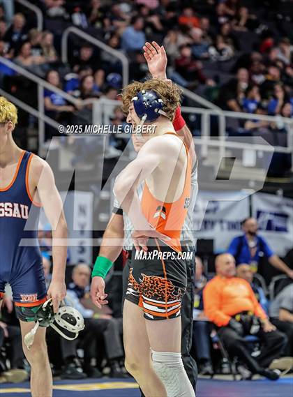 Thumbnail 2 in NYSPHSAA Division 2 State Championships (Quarterfinals 124 to 285) photogallery.