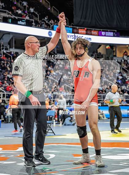 Thumbnail 3 in NYSPHSAA Division 2 State Championships (Quarterfinals 124 to 285) photogallery.