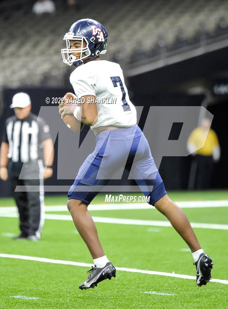 Photo 5 in the St. Thomas More vs. Lafayette Christian Academy(LHSAA ...