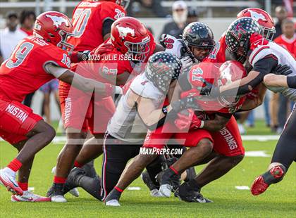 Thumbnail 1 in Lake Travis vs. North Shore (UIL 6A D1 Football Semifinals) photogallery.