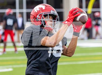 Thumbnail 1 in Lake Travis vs. North Shore (UIL 6A D1 Football Semifinals) photogallery.