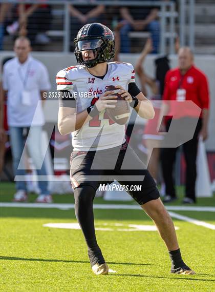 Thumbnail 3 in Lake Travis vs. North Shore (UIL 6A D1 Football Semifinals) photogallery.