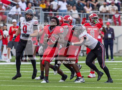 Thumbnail 2 in Lake Travis vs. North Shore (UIL 6A D1 Football Semifinals) photogallery.