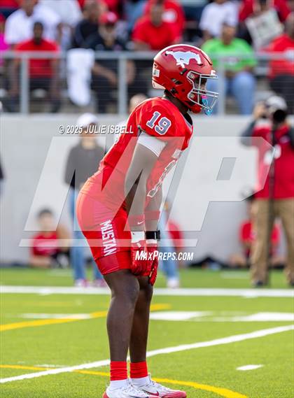 Thumbnail 1 in Lake Travis vs. North Shore (UIL 6A D1 Football Semifinals) photogallery.