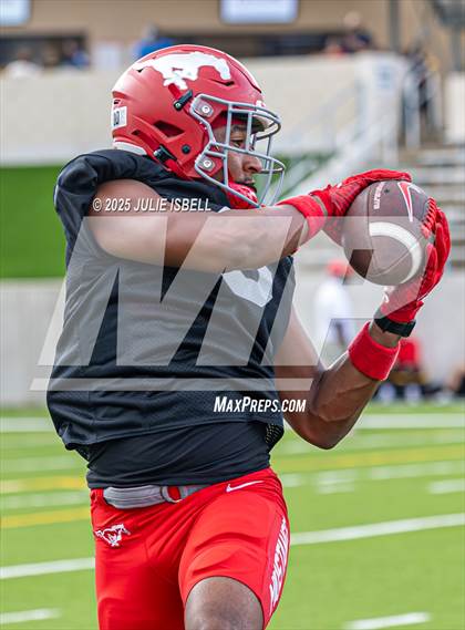 Thumbnail 1 in Lake Travis vs. North Shore (UIL 6A D1 Football Semifinals) photogallery.