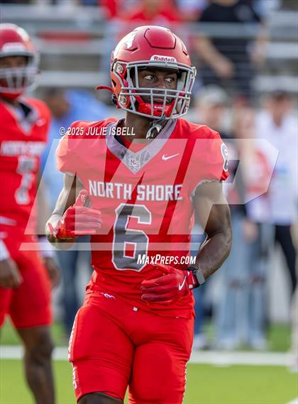 Thumbnail 2 in Lake Travis vs. North Shore (UIL 6A D1 Football Semifinals) photogallery.