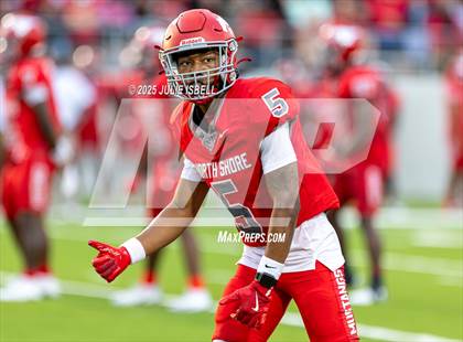 Thumbnail 2 in Lake Travis vs. North Shore (UIL 6A D1 Football Semifinals) photogallery.