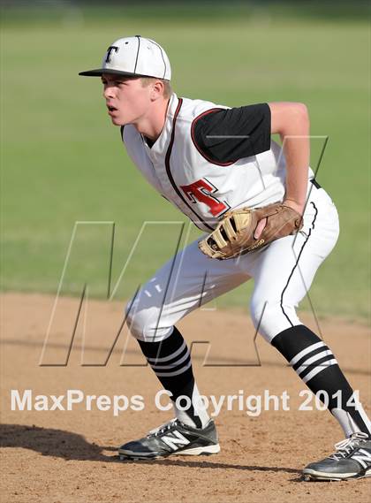 Thumbnail 1 in La Habra @ Troy photogallery.