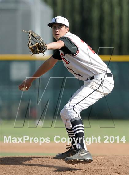 Thumbnail 1 in La Habra @ Troy photogallery.