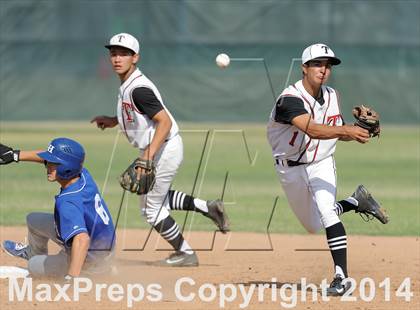 Thumbnail 2 in La Habra @ Troy photogallery.