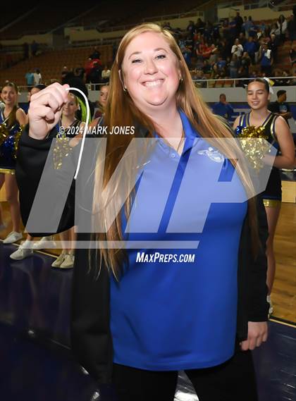 Thumbnail 3 in O'Connor vs. Perry (AIA 6A Final - Awards) photogallery.