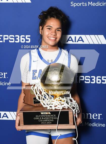 Thumbnail 3 in O'Connor vs. Perry (AIA 6A Final - Awards) photogallery.