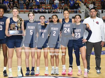 Thumbnail 1 in O'Connor vs. Perry (AIA 6A Final - Awards) photogallery.