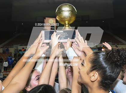 Thumbnail 3 in O'Connor vs. Perry (AIA 6A Final - Awards) photogallery.