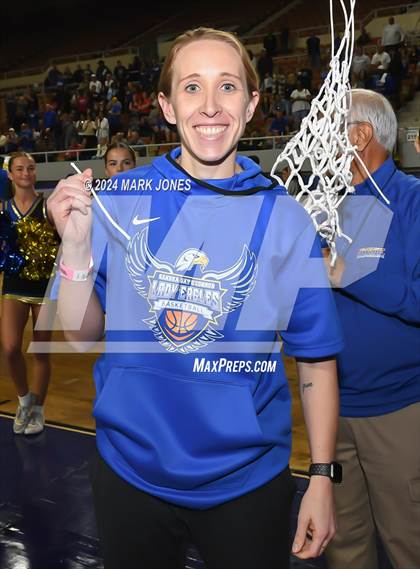 Thumbnail 1 in O'Connor vs. Perry (AIA 6A Final - Awards) photogallery.