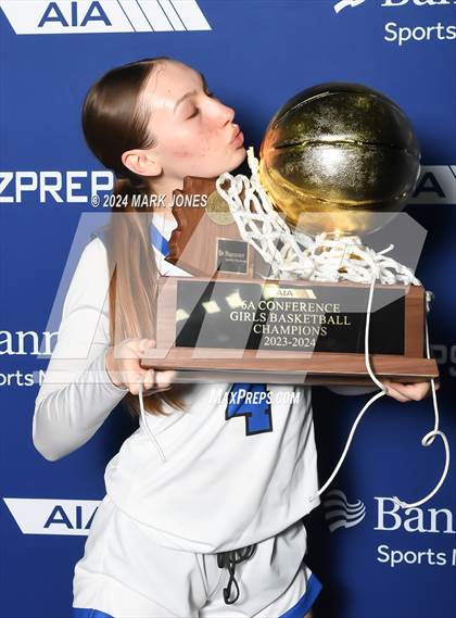 Thumbnail 2 in O'Connor vs. Perry (AIA 6A Final - Awards) photogallery.