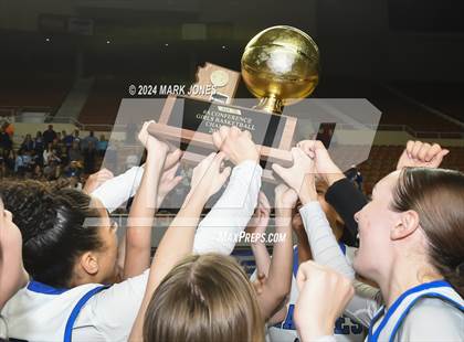 Thumbnail 3 in O'Connor vs. Perry (AIA 6A Final - Awards) photogallery.