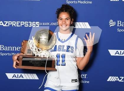 Thumbnail 1 in O'Connor vs. Perry (AIA 6A Final - Awards) photogallery.