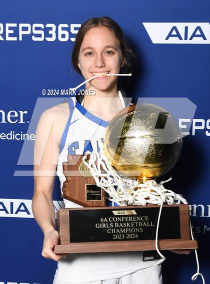 Thumbnail 1 in O'Connor vs. Perry (AIA 6A Final - Awards) photogallery.