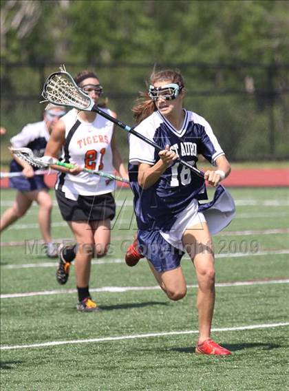 Thumbnail 2 in Amherst Central vs East Aurora (Section 5 Class C Final) photogallery.
