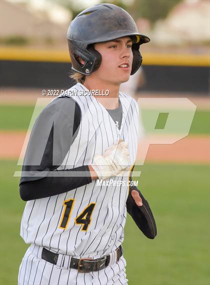 Thumbnail 3 in Gilbert vs. Desert Ridge (Bob Everett Classic) photogallery.