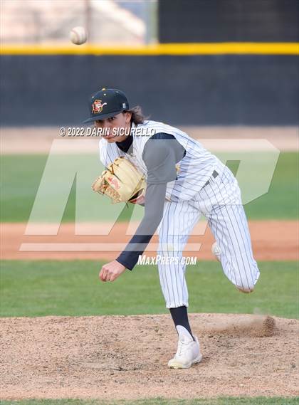 Thumbnail 3 in Gilbert vs. Desert Ridge (Bob Everett Classic) photogallery.