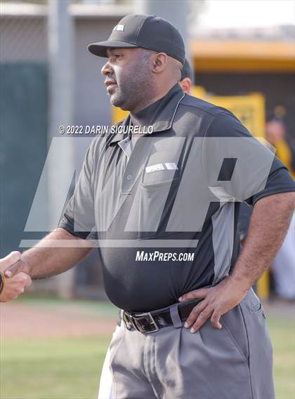 Thumbnail 3 in Gilbert vs. Desert Ridge (Bob Everett Classic) photogallery.