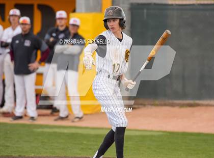 Thumbnail 2 in Gilbert vs. Desert Ridge (Bob Everett Classic) photogallery.