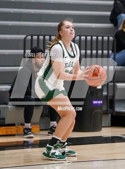 Thumbnail 3 in Zionsville vs Decatur Central (Sneakers for Santa Shootout) photogallery.