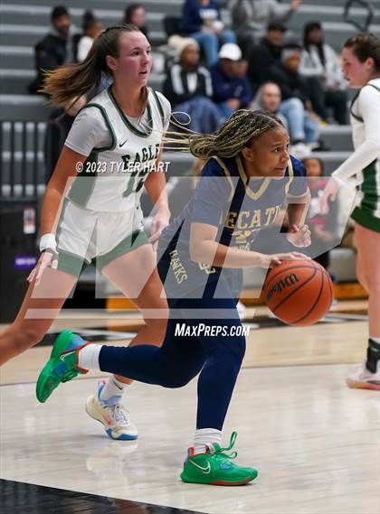 Thumbnail 1 in Zionsville vs Decatur Central (Sneakers for Santa Shootout) photogallery.