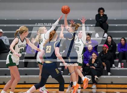 Thumbnail 2 in Zionsville vs Decatur Central (Sneakers for Santa Shootout) photogallery.