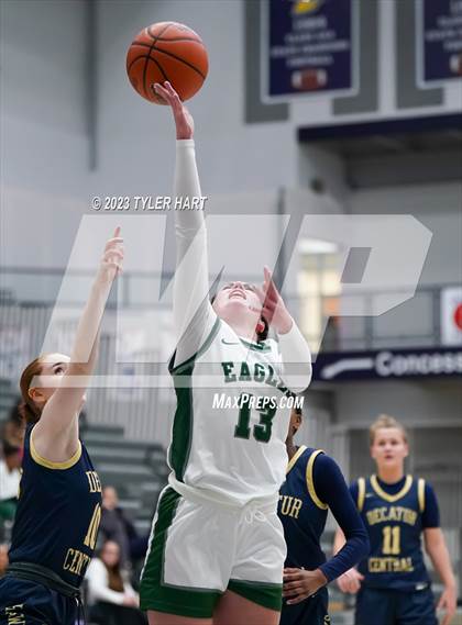 Thumbnail 2 in Zionsville vs Decatur Central (Sneakers for Santa Shootout) photogallery.