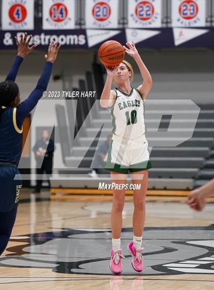 Thumbnail 3 in Zionsville vs Decatur Central (Sneakers for Santa Shootout) photogallery.