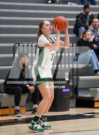Thumbnail 1 in Zionsville vs Decatur Central (Sneakers for Santa Shootout) photogallery.