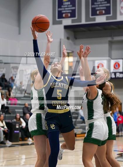 Thumbnail 3 in Zionsville vs Decatur Central (Sneakers for Santa Shootout) photogallery.