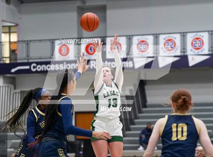Thumbnail 3 in Zionsville vs Decatur Central (Sneakers for Santa Shootout) photogallery.