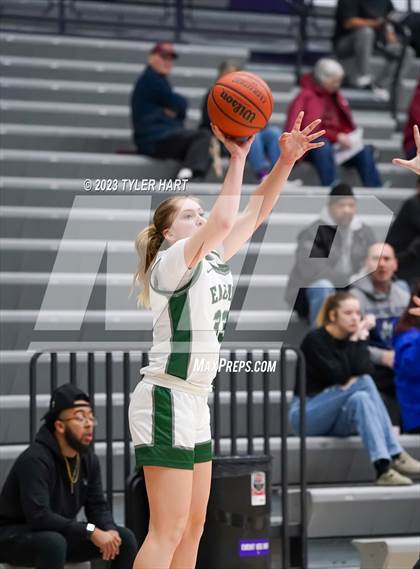 Thumbnail 2 in Zionsville vs Decatur Central (Sneakers for Santa Shootout) photogallery.