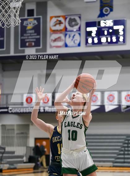 Thumbnail 3 in Zionsville vs Decatur Central (Sneakers for Santa Shootout) photogallery.