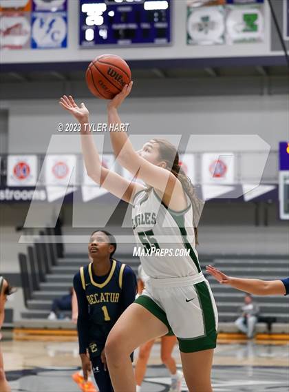 Thumbnail 3 in Zionsville vs Decatur Central (Sneakers for Santa Shootout) photogallery.