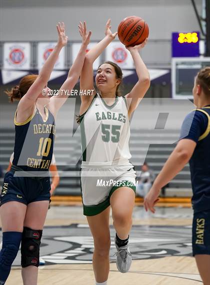 Thumbnail 3 in Zionsville vs Decatur Central (Sneakers for Santa Shootout) photogallery.