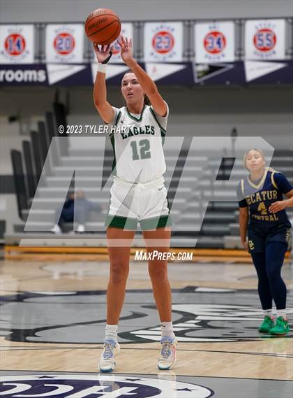 Thumbnail 2 in Zionsville vs Decatur Central (Sneakers for Santa Shootout) photogallery.