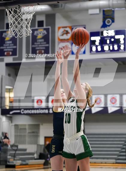 Thumbnail 1 in Zionsville vs Decatur Central (Sneakers for Santa Shootout) photogallery.