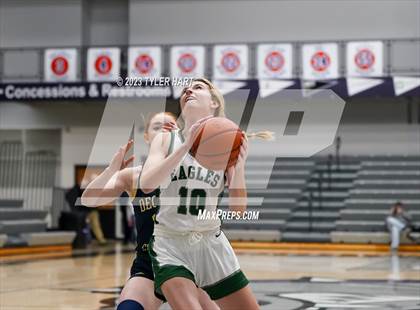 Thumbnail 2 in Zionsville vs Decatur Central (Sneakers for Santa Shootout) photogallery.