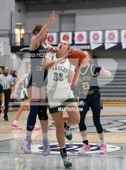Thumbnail 2 in Zionsville vs Decatur Central (Sneakers for Santa Shootout) photogallery.