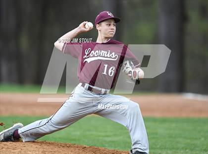 Thumbnail 2 in Loomis Chaffee Baseball (Extending the Season) photogallery.