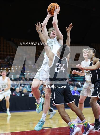 Thumbnail 1 in Pueblo South @ Air Academy (CHSAA 5A Great 8) photogallery.