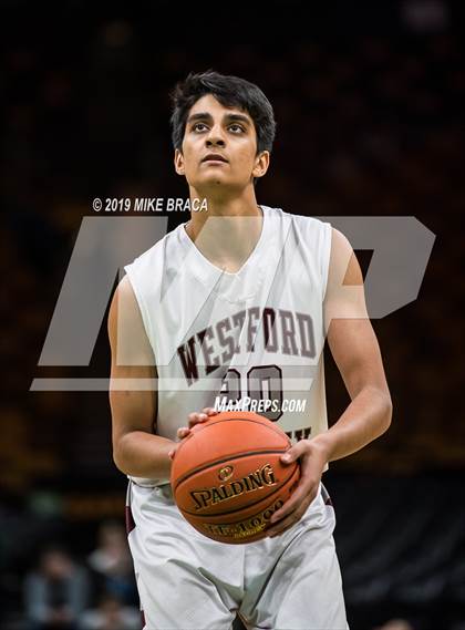 Thumbnail 2 in Groton-Dunstable vs Westford Academy (TD Garden Good Sports Invitational) photogallery.