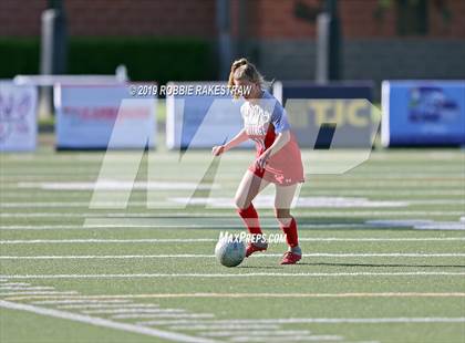 Thumbnail 3 in Spring Hill vs. Midlothian Heritage (UIL 4A Region II Semi-Final) photogallery.